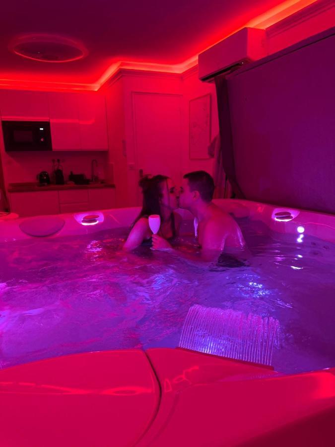 Casa Amor & Spa, Appartement Suite Jacuzzi & Piscine Chauffee Montfort-sur-Argens Εξωτερικό φωτογραφία