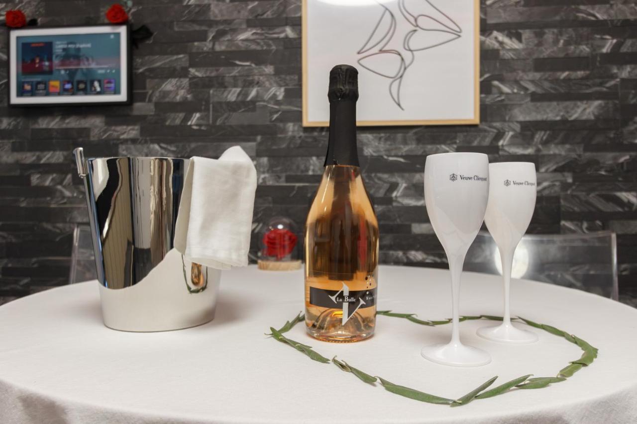 Casa Amor & Spa, Appartement Suite Jacuzzi & Piscine Chauffee Montfort-sur-Argens Εξωτερικό φωτογραφία