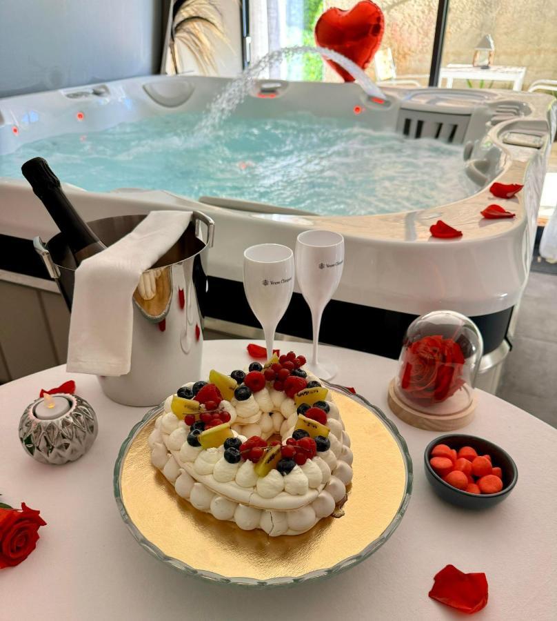 Casa Amor & Spa, Appartement Suite Jacuzzi & Piscine Chauffee Montfort-sur-Argens Εξωτερικό φωτογραφία