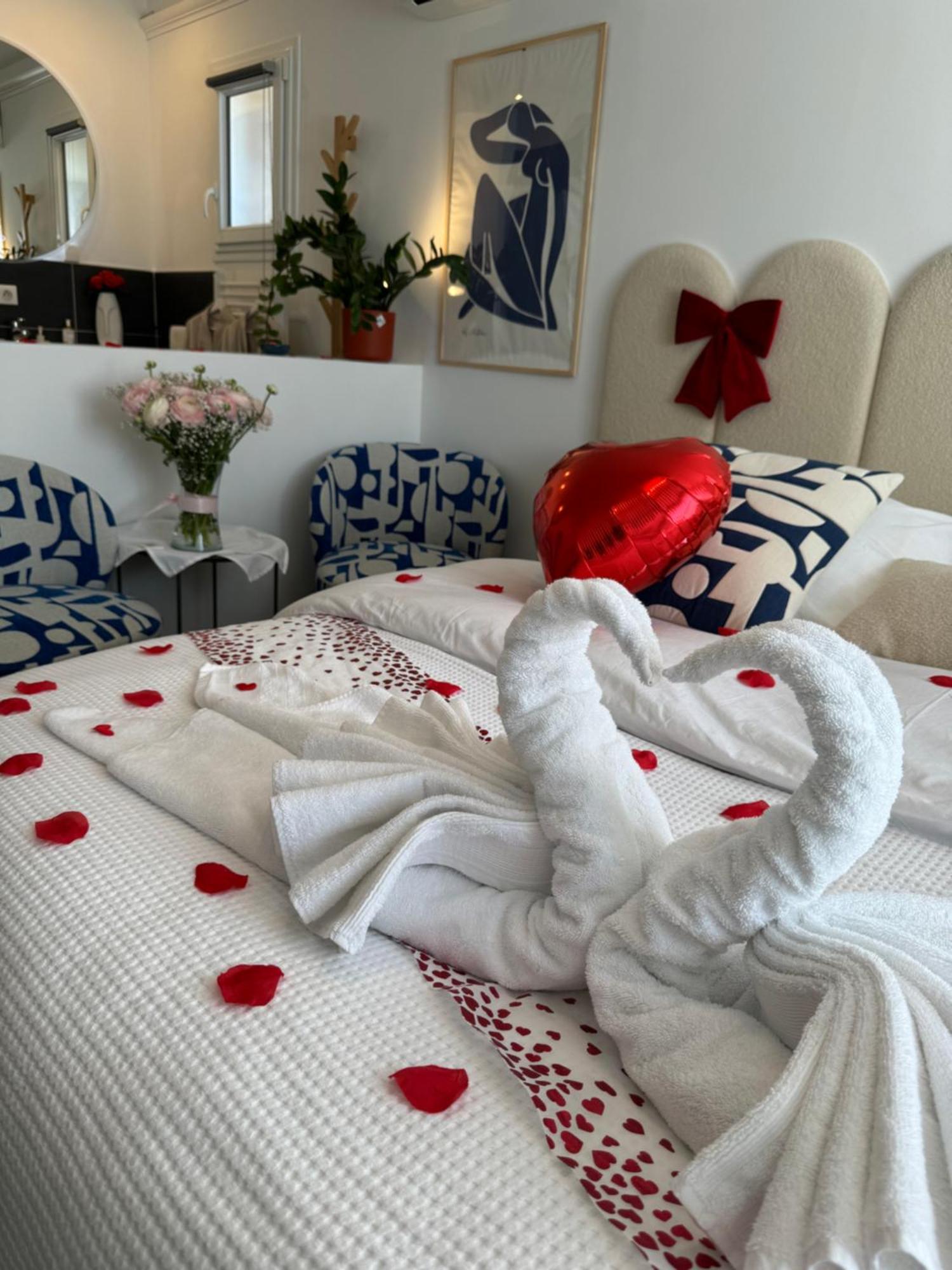 Casa Amor & Spa, Appartement Suite Jacuzzi & Piscine Chauffee Montfort-sur-Argens Εξωτερικό φωτογραφία